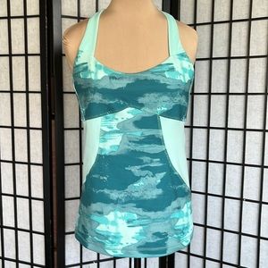 The North Face Women’s Blue/Green Athletic Race Back Top Lg